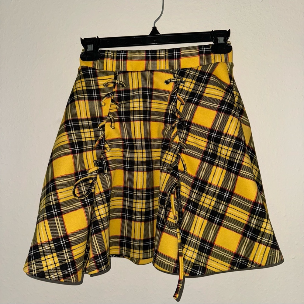 Hot Topic Skater Mini Skirt Yellow Plaid Womens Small Lace Up Goth Flare Y2K